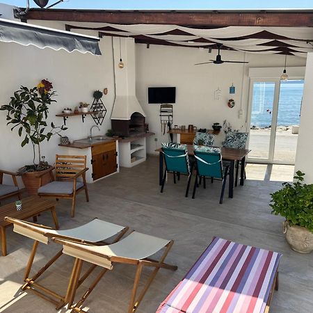 Beach House Oasis Villa Livak Kastela Exterior photo