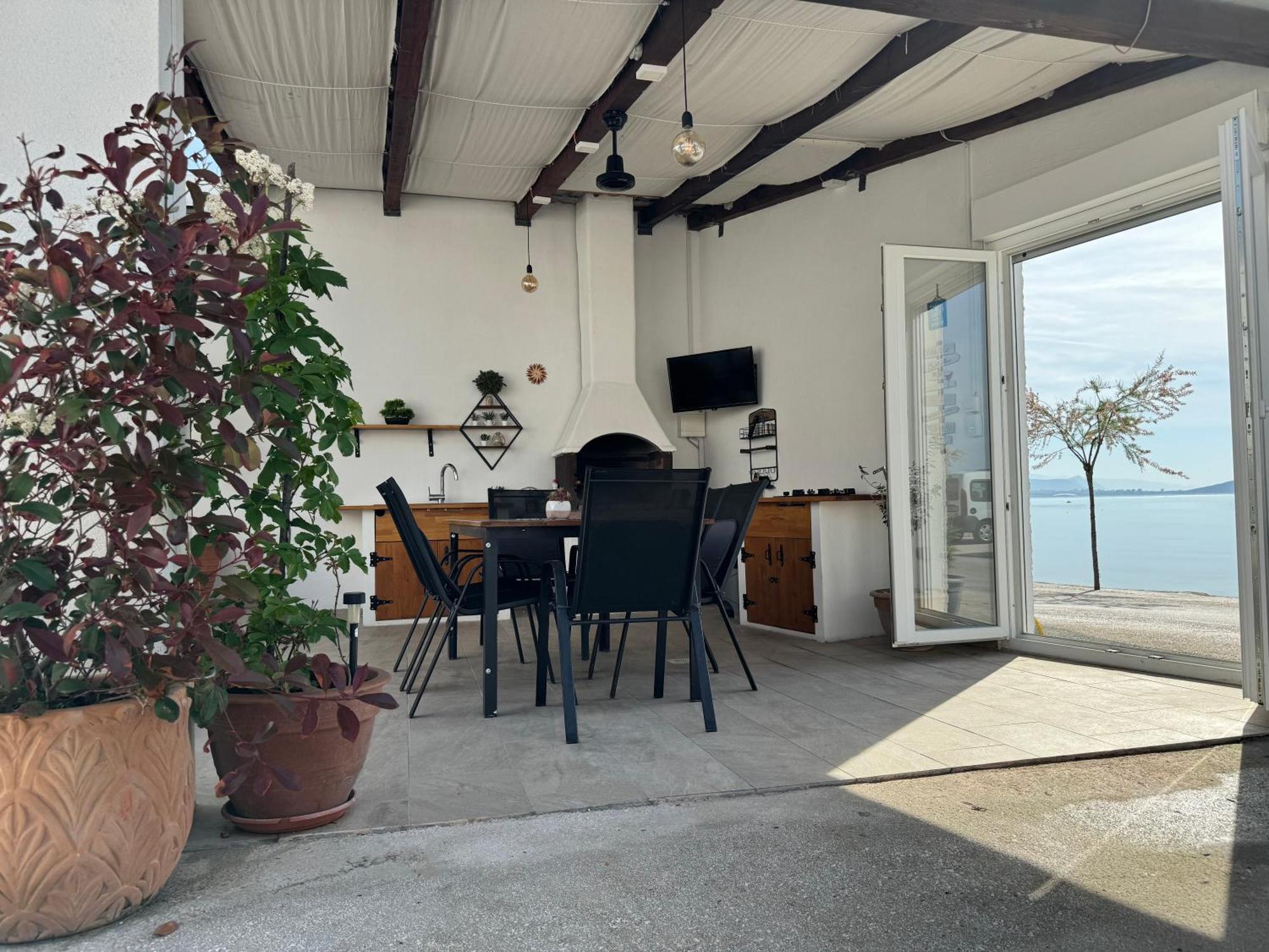 Beach House Oasis Villa Livak Kastela Exterior photo